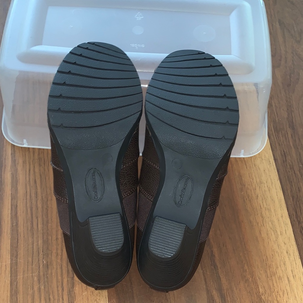 croft & barrow Dark Brown Leather Heeled Ankle Booties - Picture 4 of 4